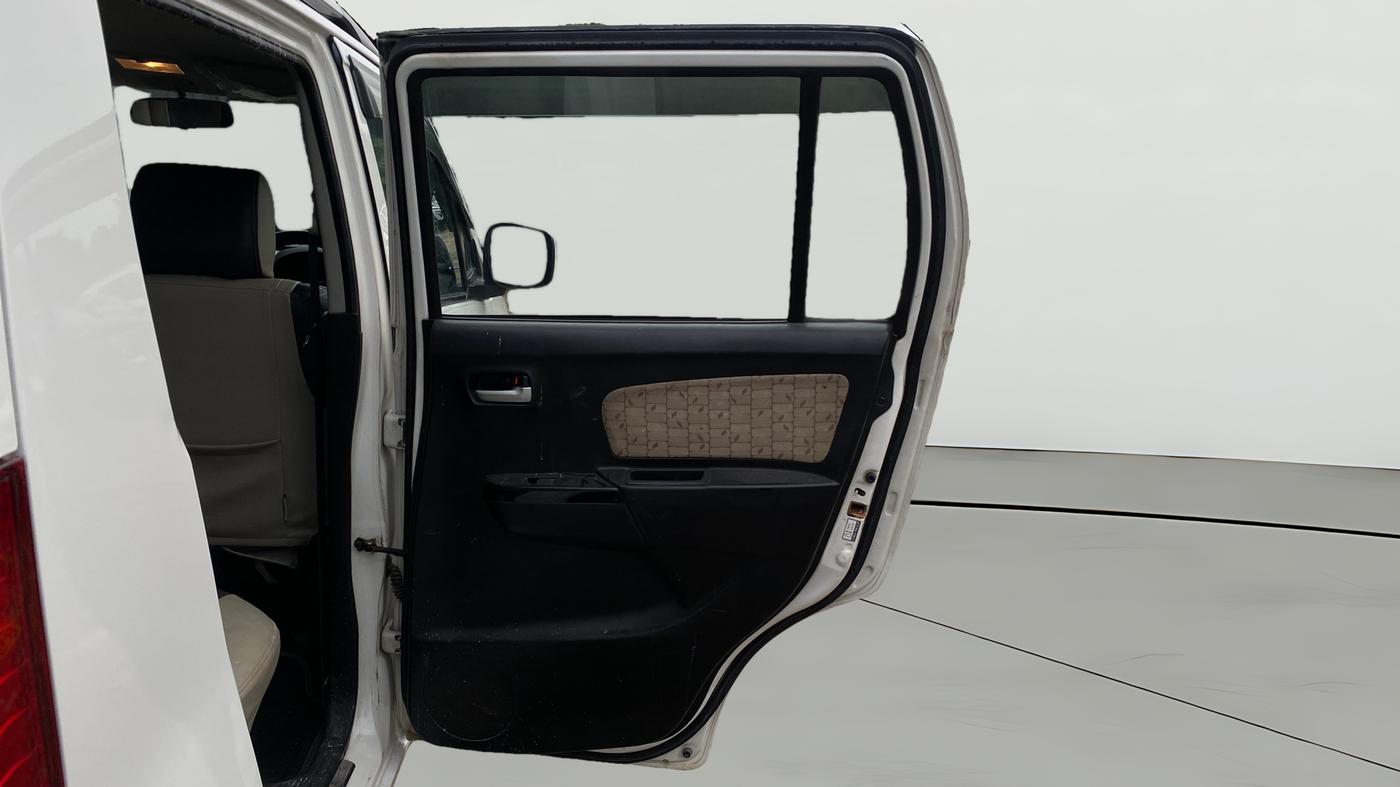 2017 Maruti Wagon R 1.0 VXI, CNG, Manual, 1,32,273 km, RHS Rear Door