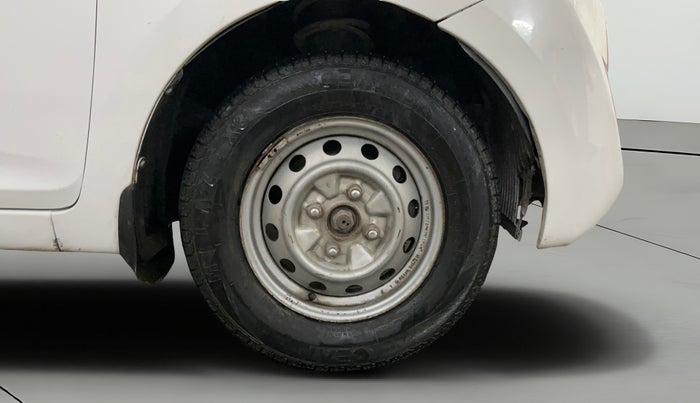 2016 Hyundai Eon ERA +, Petrol, Manual, 63,405 km, Right Front Wheel