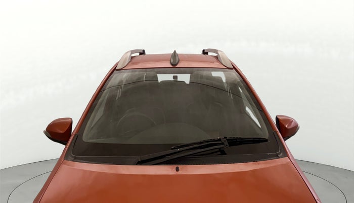 2017 Toyota Etios CROSS 1.2 G, Petrol, Manual, 82,513 km, Front Windshield