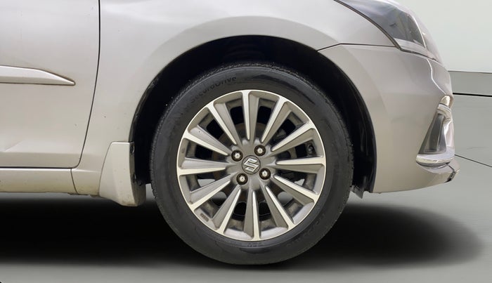 2020 Maruti Ciaz ALPHA 1.5 SHVS PETROL, Petrol, Manual, 67,196 km, Right Front Wheel