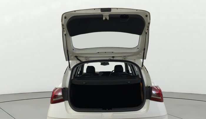 2021 Hyundai NEW I20 ASTA 1.2 MT, Petrol, Manual, 27,922 km, Boot Door Open