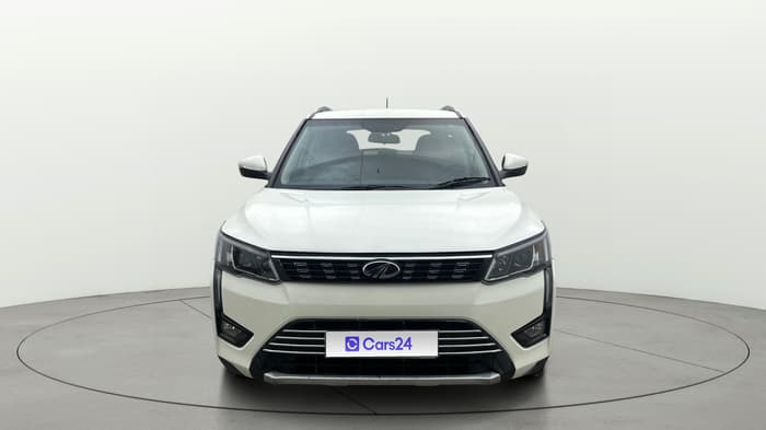 2020 Mahindra XUV300 W8 1.2 PETROL, Petrol, Manual, 59,285 km, Front