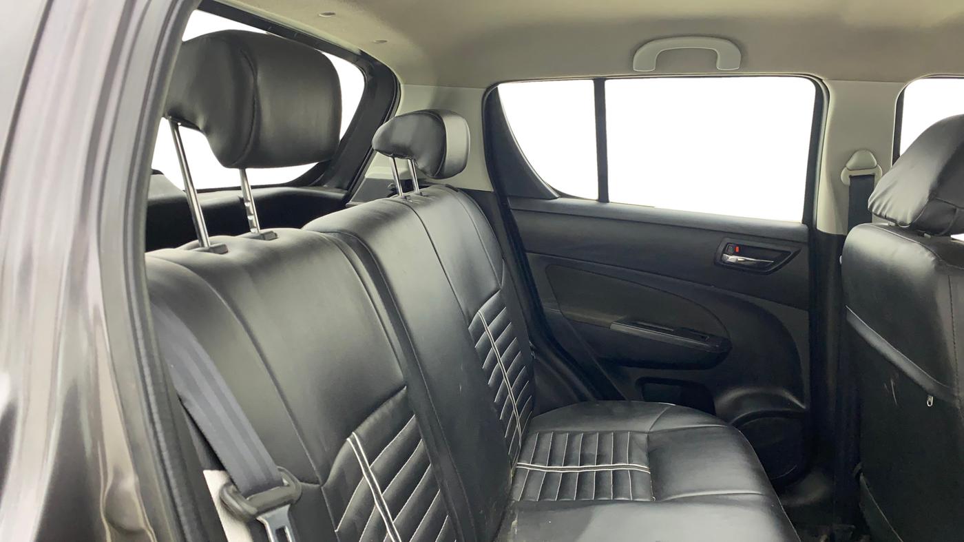 2017 Maruti Swift VXI, Petrol, Manual, 26,713 km, Right Side Rear Door Cabin