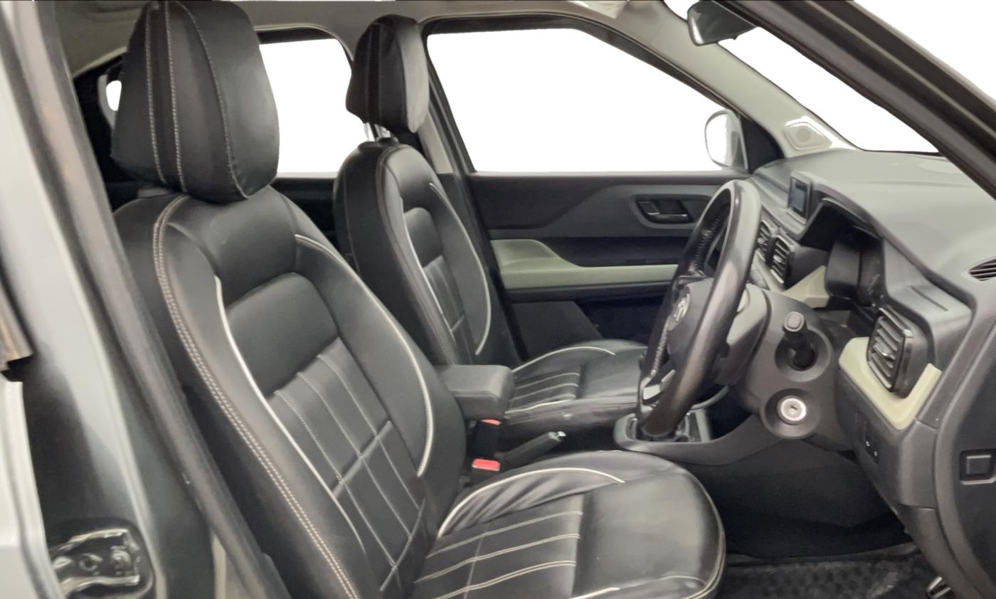 2021 Tata PUNCH ADVENTURE MT, Petrol, Manual, 38,816 km, Right Side Front Door Cabin
