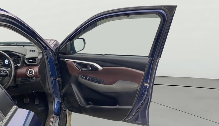 2023 Maruti Grand Vitara DELTA SMART HYBRID, Petrol, Manual, 39,351 km, RHS Front Door