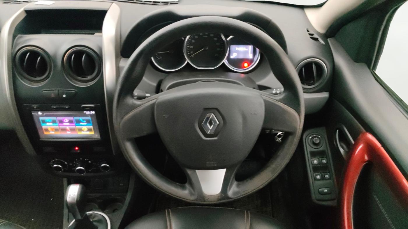 2018 Renault Duster RXS CVT, CNG, Automatic, 74,349 km, Steering Wheel Close Up