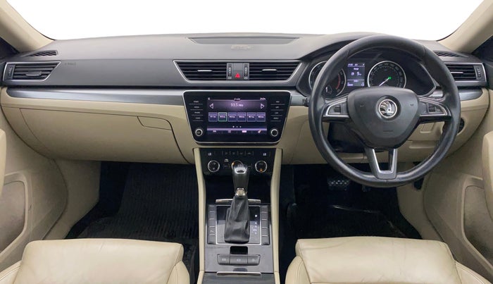 2018 Skoda Superb STYLE 1.8 TSI AT, Petrol, Automatic, 65,647 km, Dashboard