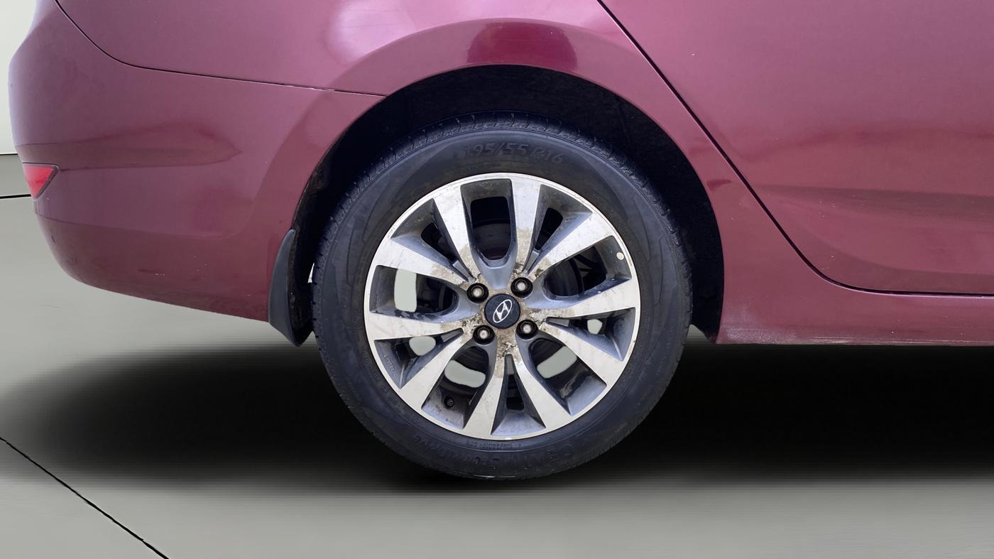 2014 Hyundai Verna FLUIDIC 1.4 VTVT CX, Petrol, Manual, 38,338 km, Right Rear Wheel
