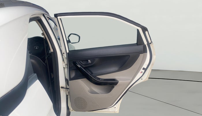 2019 Tata NEXON XM PETROL, CNG, Manual, 51,195 km, RHS Rear Door