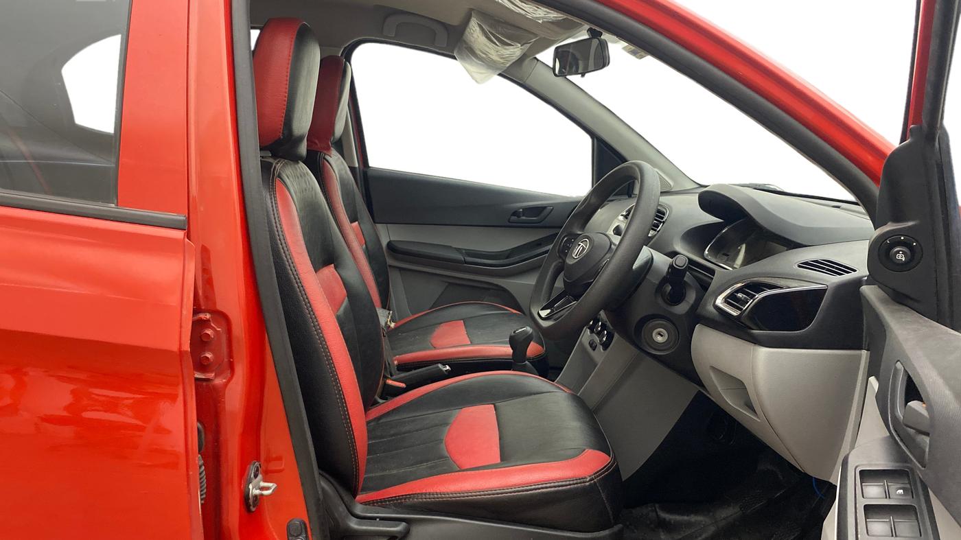 2021 Tata Tiago XT PETROL, Petrol, Manual, 55,665 km, Right Side Front Door Cabin