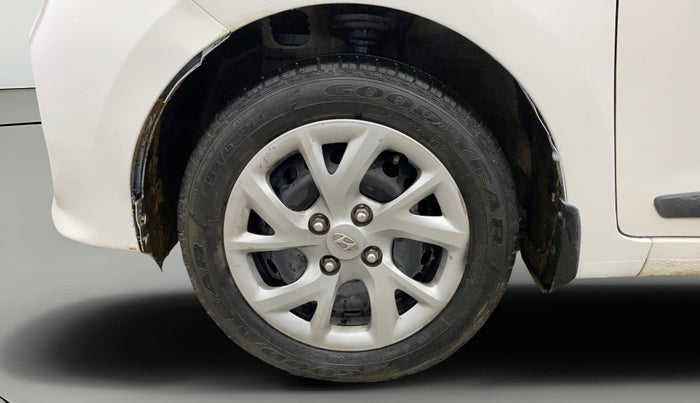 2018 Hyundai Grand i10 SPORTZ 1.2 KAPPA VTVT, CNG, Manual, 35,647 km, Left Front Wheel