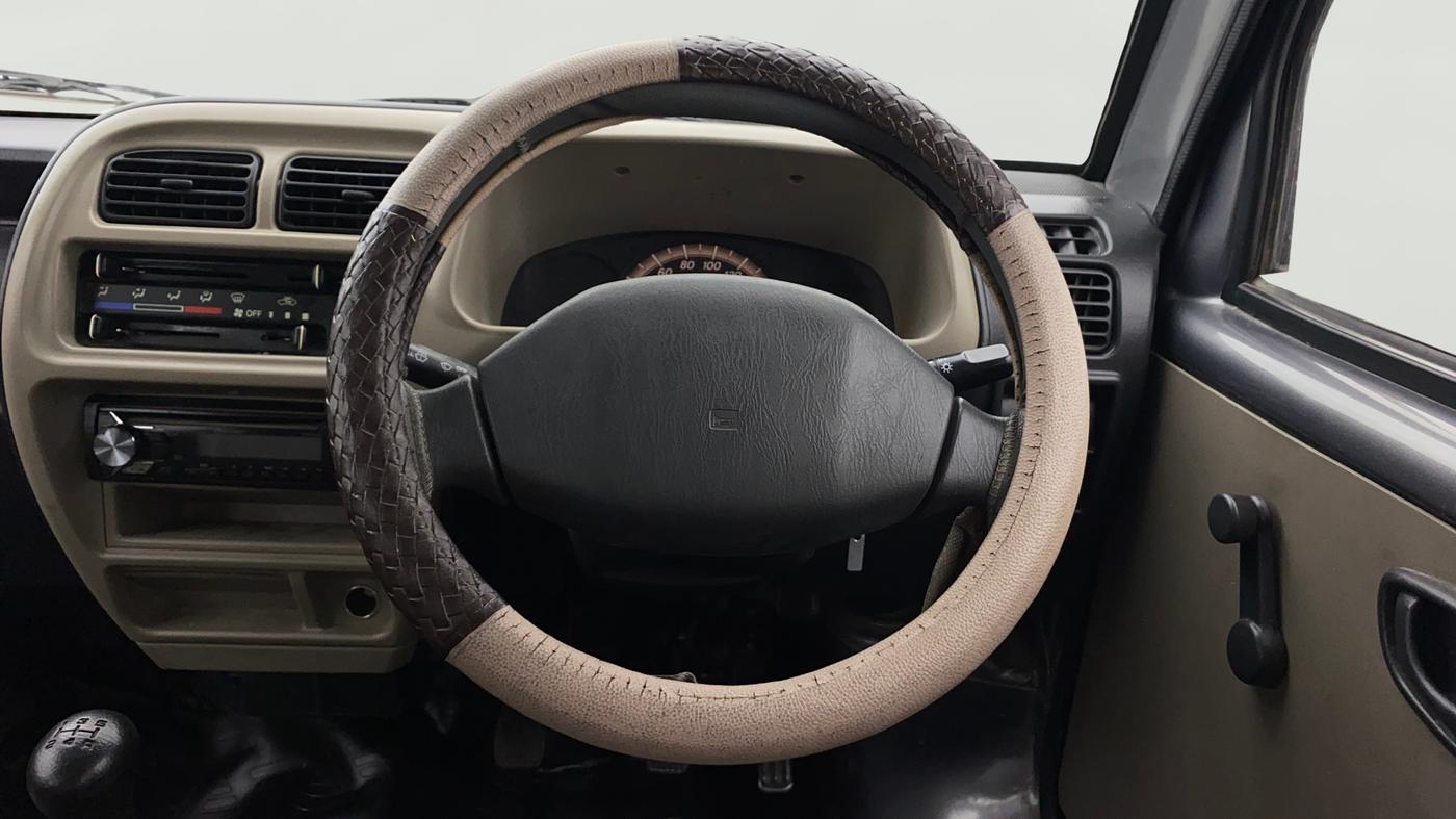 2016 Maruti Eeco 5 STR WITH A/C+HTR, Petrol, Manual, 21,340 km, Steering Wheel Close Up