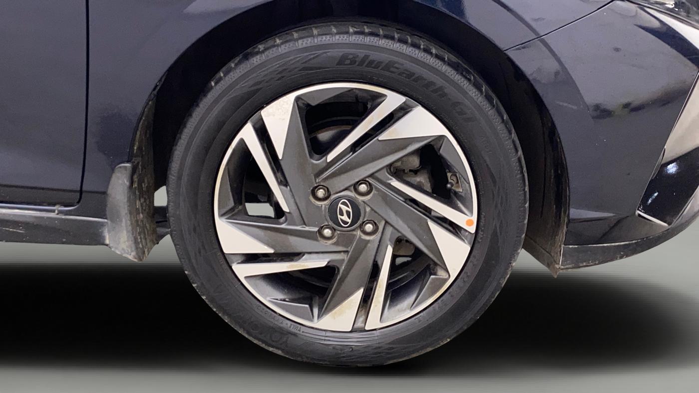2021 Hyundai NEW I20 ASTA (O) 1.5 CRDI MT, Diesel, Manual, 89,972 km, Right Front Wheel
