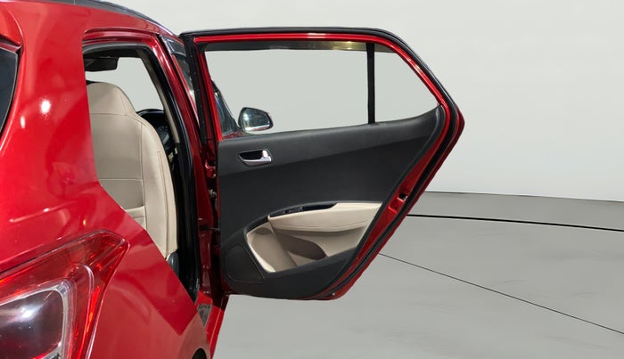 2019 Hyundai Grand i10 SPORTZ 1.2 KAPPA VTVT, Petrol, Manual, 1,05,601 km, RHS Rear Door