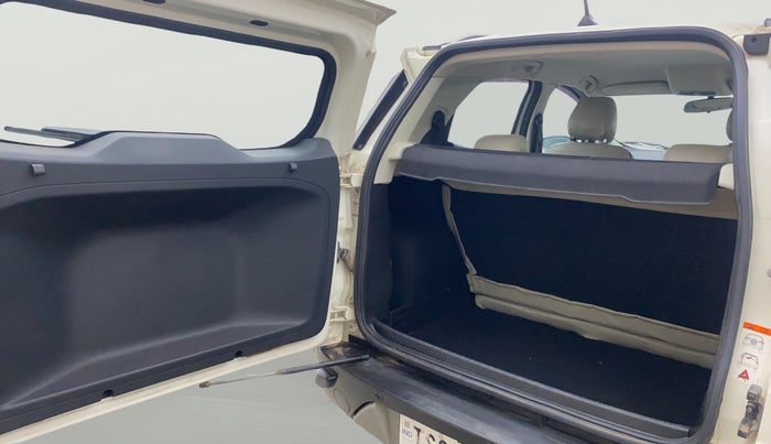 2020 Ford Ecosport TITANIUM 1.5L DIESEL, Diesel, Manual, 76,631 km, Boot Open Zoomed View