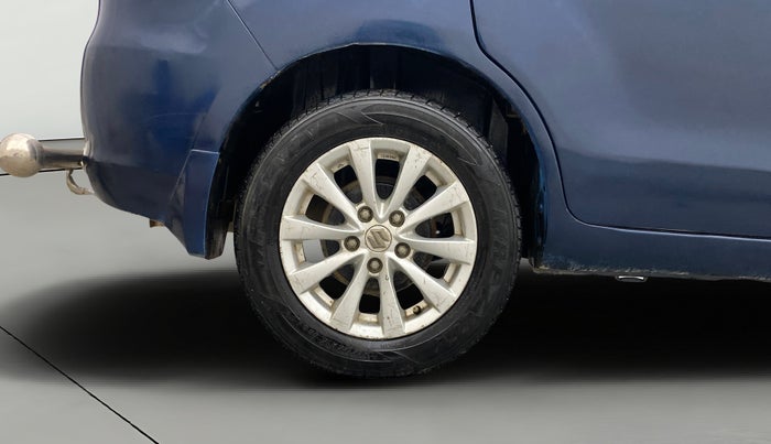 2014 Maruti Ertiga VDI, Diesel, Manual, 94,056 km, Right Rear Wheel