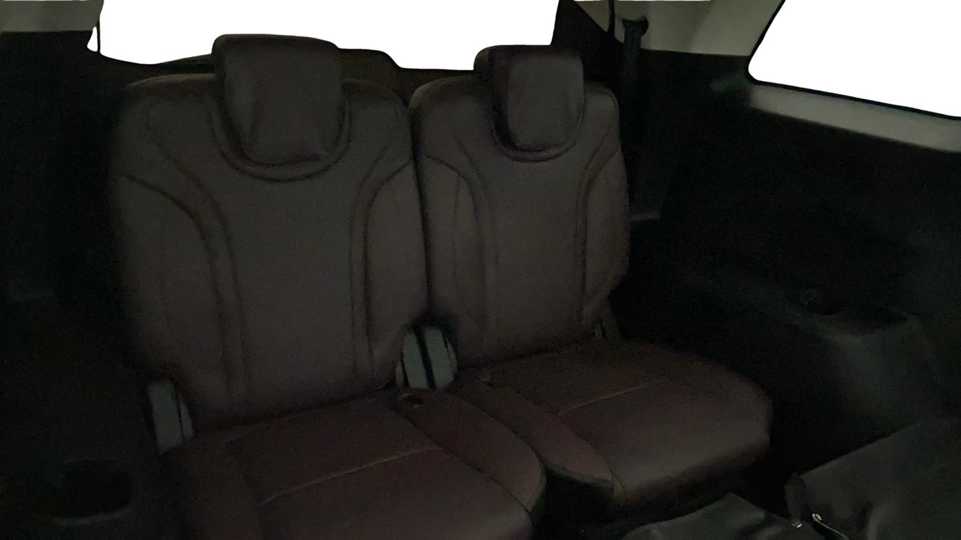 2023 Mahindra XUV700 AX 5 D MT 7 STR, Diesel, Manual, 52,365 km, Third Seat Row ( optional )