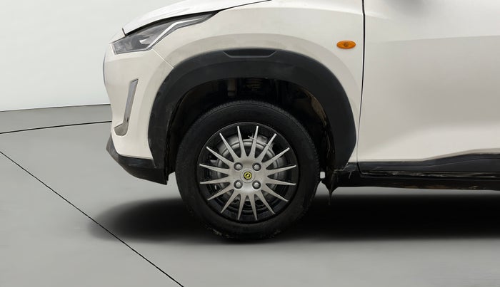 2023 Nissan MAGNITE XE, Petrol, Manual, 46,084 km, Left Front Wheel