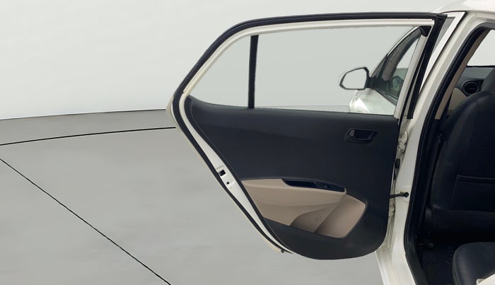 2017 Hyundai Grand i10 MAGNA 1.2 KAPPA VTVT, Petrol, Manual, 82,417 km, LHS Rear Door