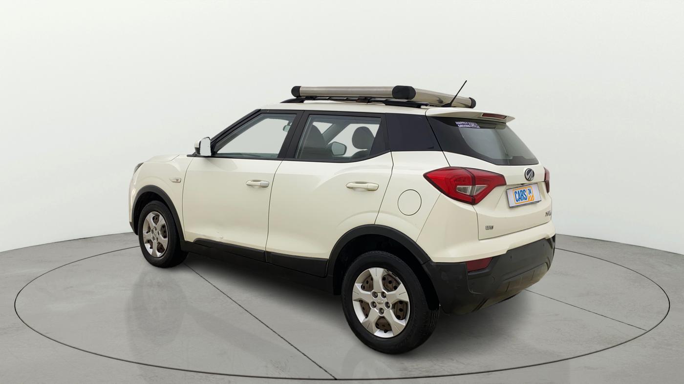 2020 Mahindra XUV300 W6 1.2 PETROL, Petrol, Manual, 99,774 km, Left Back Diagonal