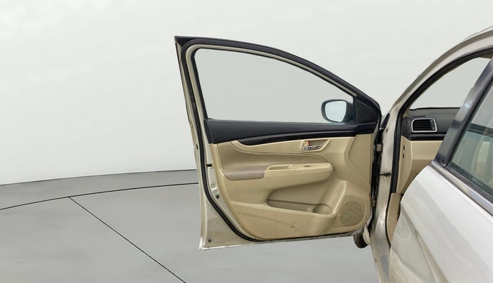 2015 Maruti Ciaz ZXI, Petrol, Manual, 70,857 km, LHS Front Door