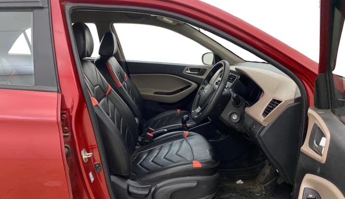 2020 Hyundai Elite i20 SPORTZ PLUS 1.2, Petrol, Manual, 31,880 km, Right Side Front Door Cabin