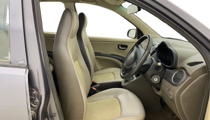 2014 Hyundai i10 SPORTZ 1.1, Petrol, Manual, 30,305 km, Right Side Front Door Cabin