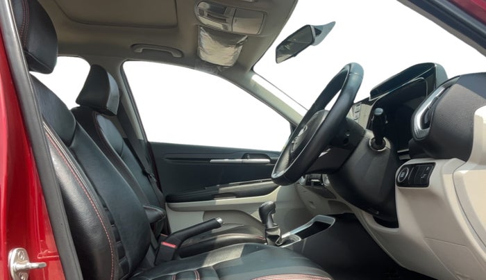 2020 KIA SONET HTX 1.0 IMT, Petrol, Manual, 1,09,076 km, Right Side Front Door Cabin