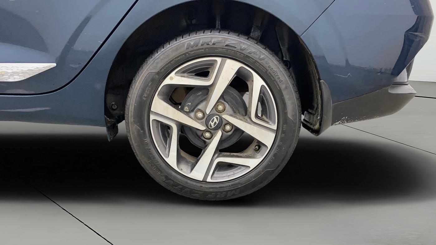 2022 Hyundai AURA SX 1.2 CNG, CNG, Manual, 58,723 km, Left Rear Wheel