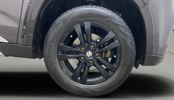 2018 Maruti Vitara Brezza ZDI AMT, Diesel, Automatic, 99,300 km, Right Front Wheel