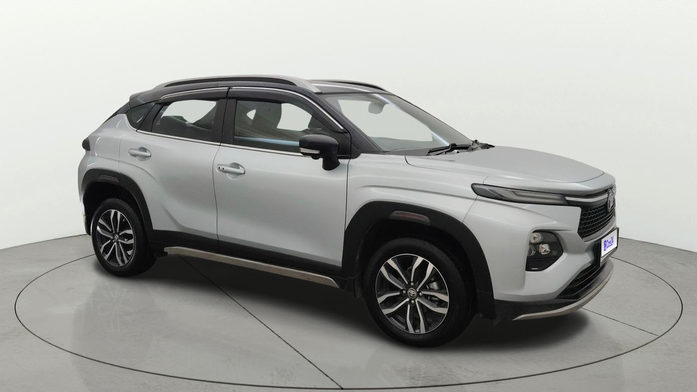 2025 Toyota Urban Cruiser Taisor V 1.0 Petrol MT, Petrol, Manual, 9,028 km, Right Front Diagonal