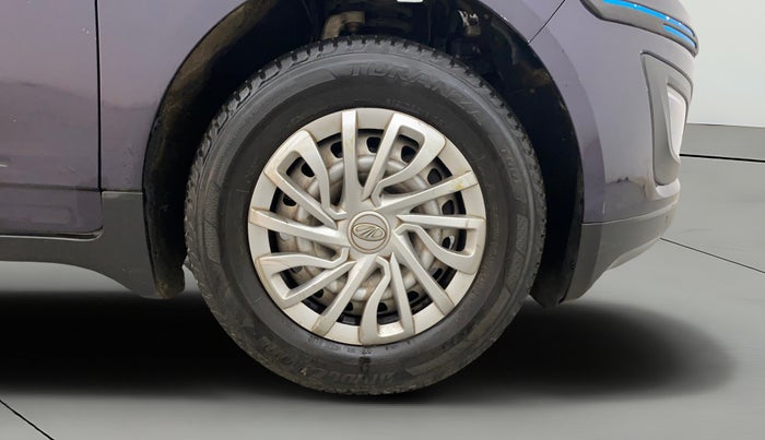 2018 Mahindra MARAZZO M2 8 STR, Diesel, Manual, 77,219 km, Right Front Wheel
