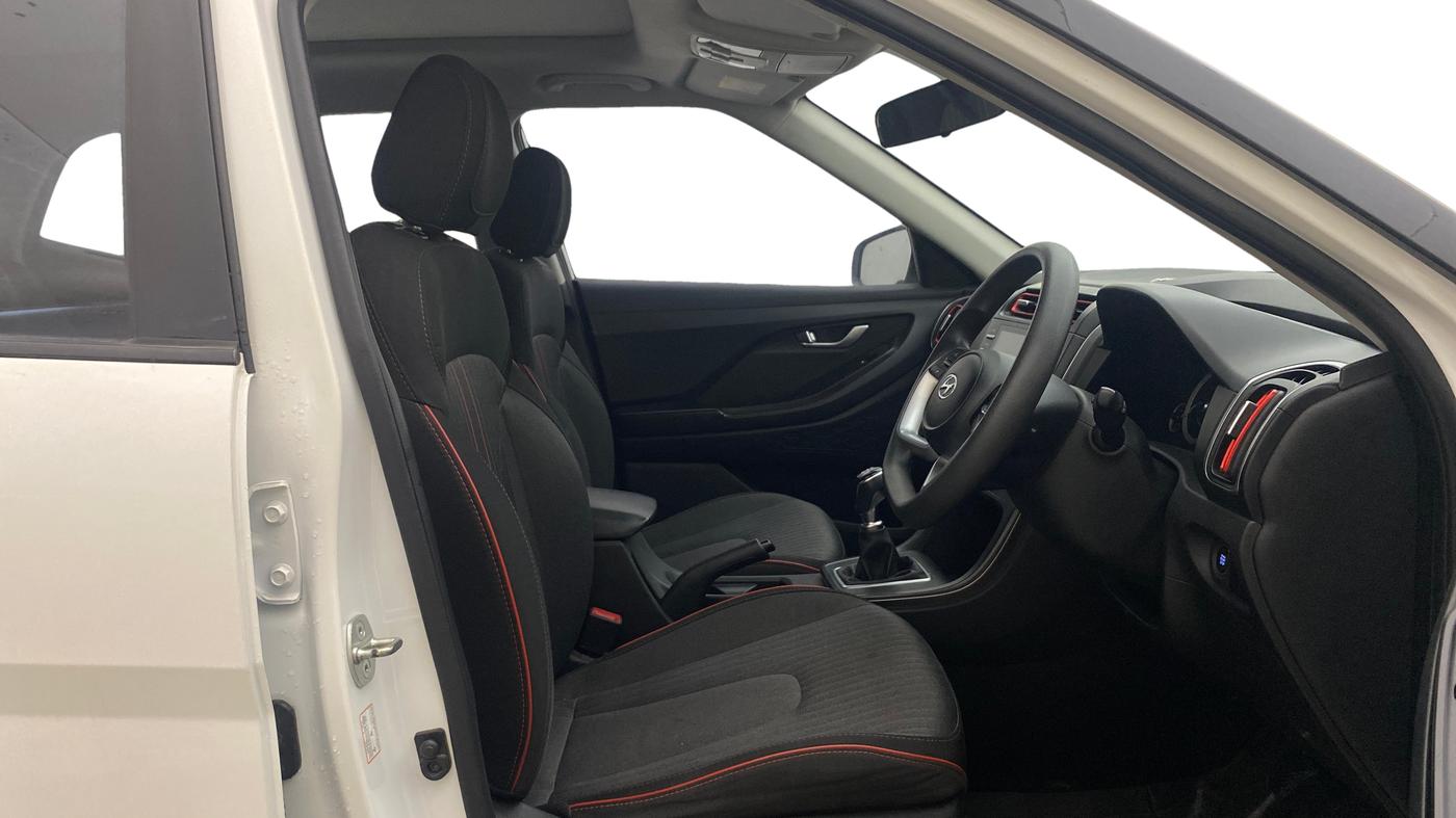 2023 Hyundai Creta S PLUS KNIGHT 1.5 PETROL, Petrol, Manual, 33,786 km, Right Side Front Door Cabin
