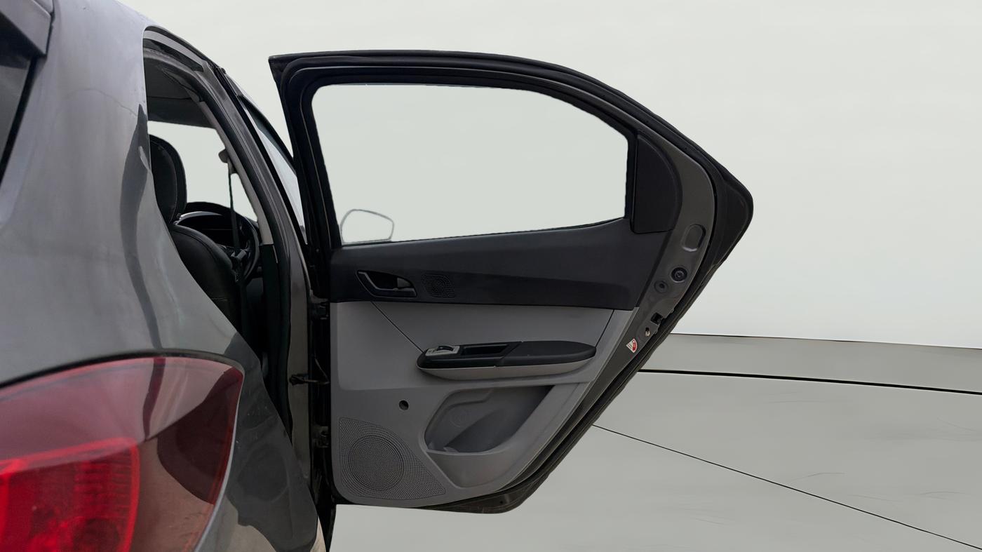 2021 Tata Tiago XE PETROL, Petrol, Manual, 28,868 km, RHS Rear Door