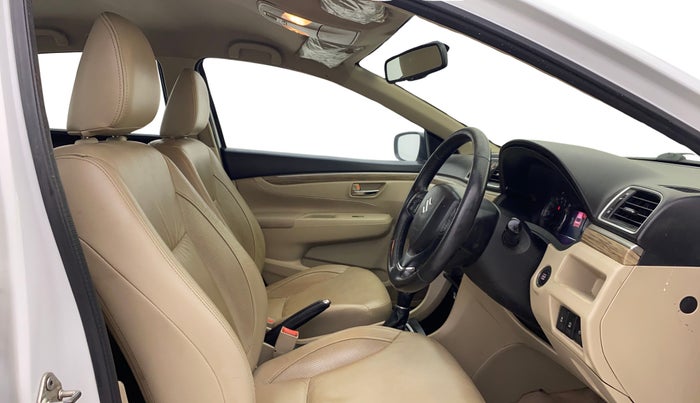 2020 Maruti Ciaz ALPHA  AT 1.5 SHVS PETROL, Petrol, Automatic, 1,03,140 km, Right Side Front Door Cabin