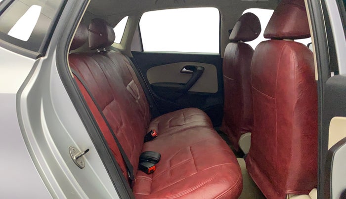 2012 Volkswagen Polo HIGHLINE DIESEL, Diesel, Manual, 1,28,671 km, Right Side Rear Door Cabin