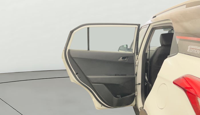 2016 Hyundai Creta SX PLUS 1.6 PETROL, Petrol, Manual, 28,624 km, LHS Rear Door