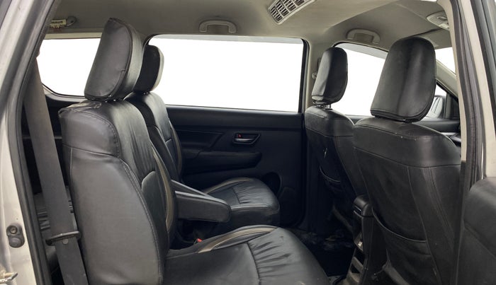 2021 Maruti XL6 ZETA MT, Petrol, Manual, 1,14,825 km, Right Side Rear Door Cabin