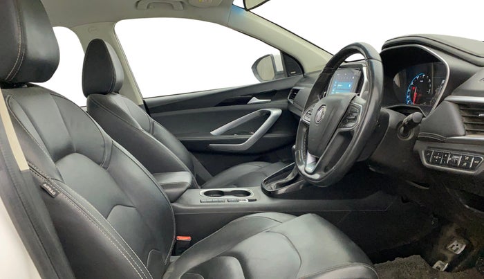 2019 MG HECTOR SHARP 1.5 DCT PETROL, Petrol, Automatic, 80,285 km, Right Side Front Door Cabin