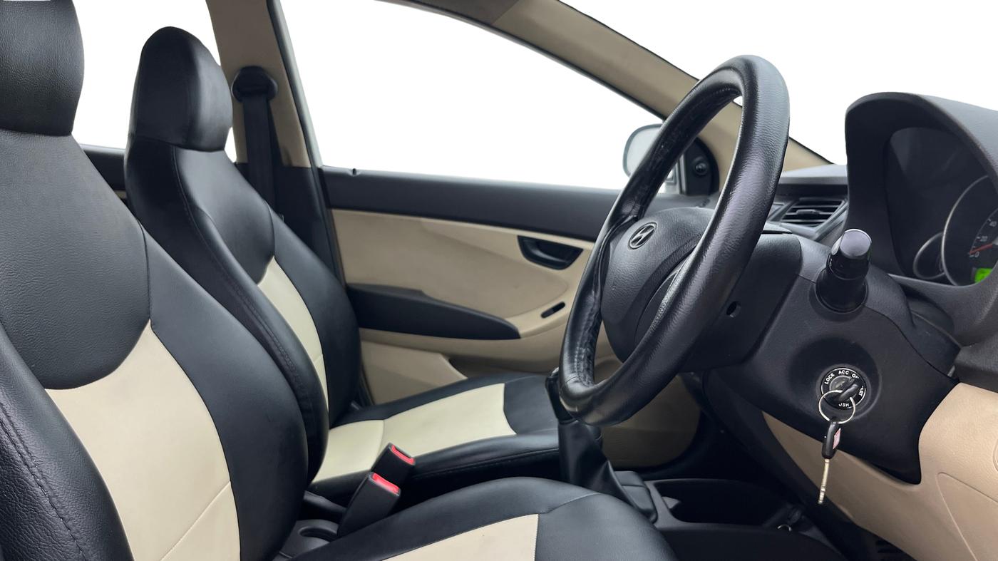 2013 Hyundai Eon MAGNA +, Petrol, Manual, 83,349 km, Right Side Front Door Cabin