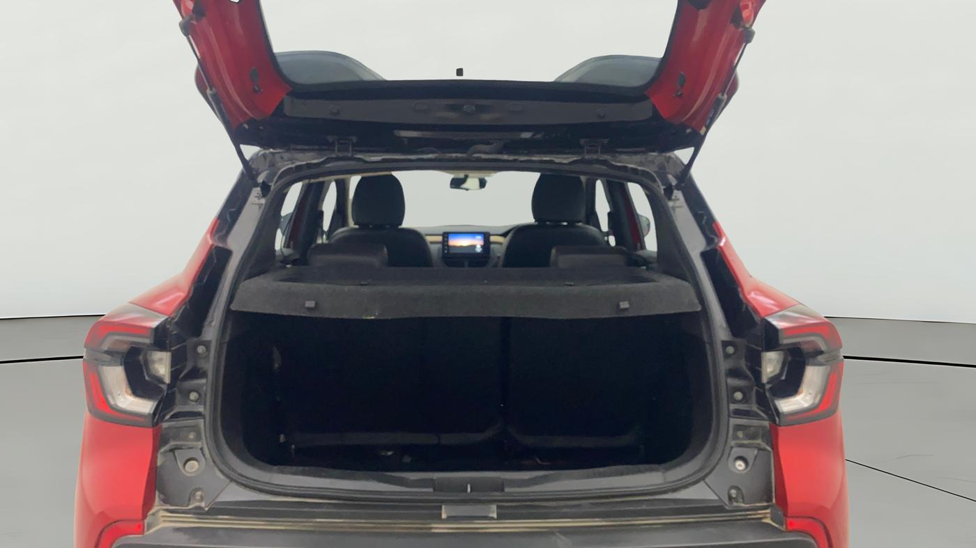 2022 Renault Kiger RXT (O) AMT DUAL TONE, Petrol, Automatic, 34,838 km, Boot Open Zoomed View