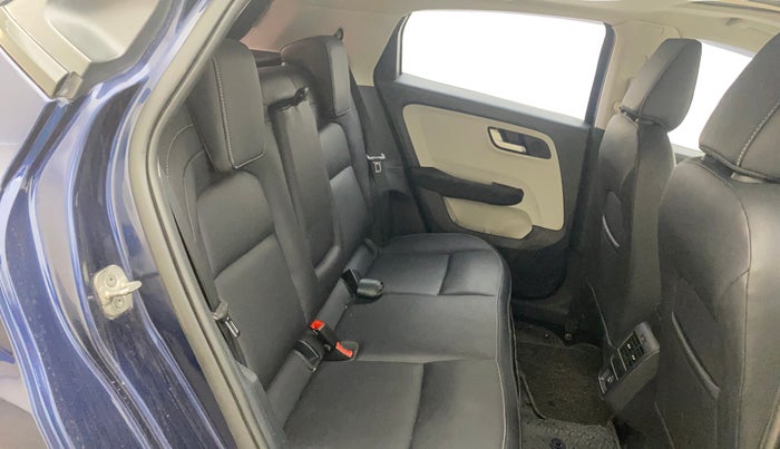 2023 Tata ALTROZ XZA PLUS (O) SUNROOF P , Petrol, Automatic, 39,828 km, Right Side Rear Door Cabin