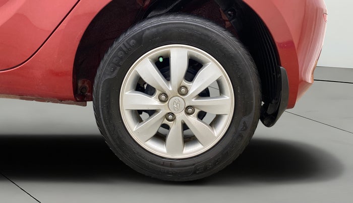 2012 Hyundai i20 SPORTZ 1.2, Petrol, Manual, 33,045 km, Left Rear Wheel