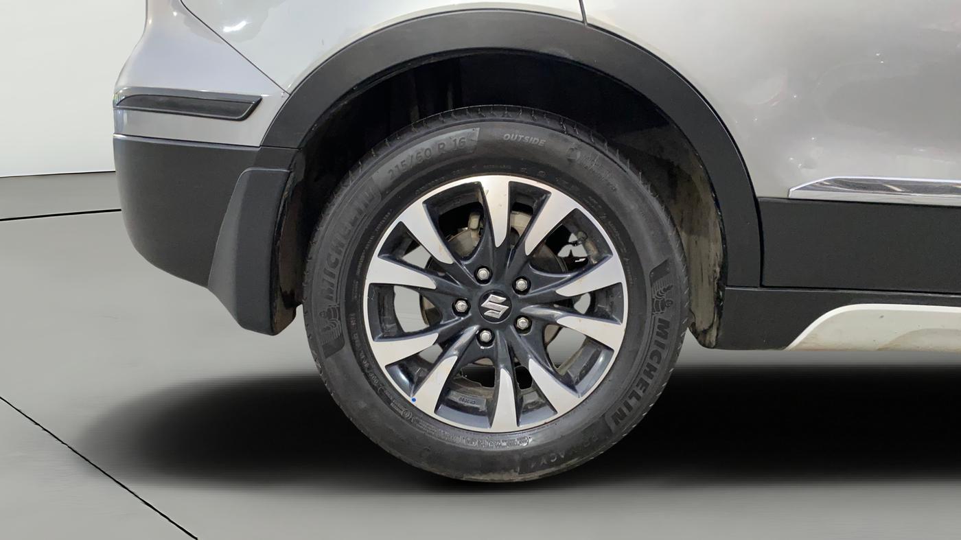 2020 Maruti S Cross ZETA 1.5, Petrol, Manual, 1,07,423 km, Right Rear Wheel