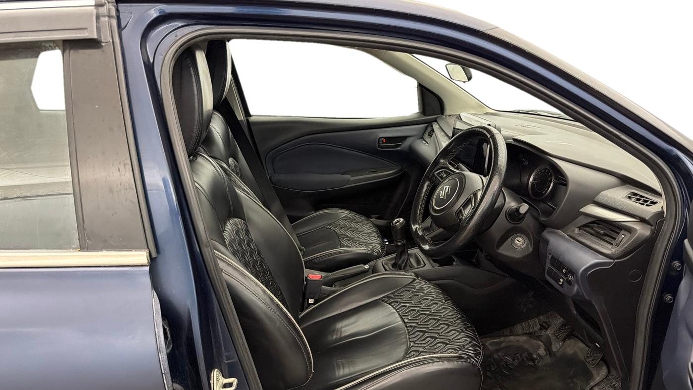 2022 Maruti Baleno DELTA PETROL 1.2, Petrol, Manual, 74,092 km, Right Side Front Door Cabin