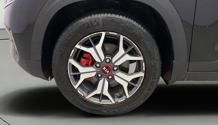 2020 KIA SELTOS GTX PLUS AT 1.5 DIESEL, Diesel, Automatic, 1,22,874 km, Left Front Wheel