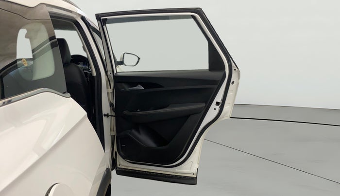 2019 MG HECTOR SHARP 1.5 DCT PETROL, Petrol, Automatic, 90,415 km, RHS Rear Door