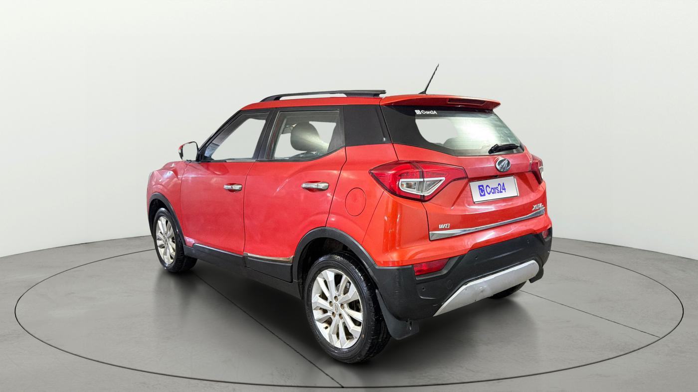 2019 Mahindra XUV300 W8 1.2 PETROL, Petrol, Manual, 1,06,801 km, Left Back Diagonal
