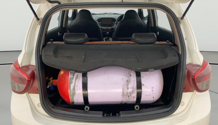 2016 Hyundai Grand i10 ASTA (O) AT 1.2 KAPPA VTVT, CNG, Automatic, 75,556 km, Boot Open Zoomed View