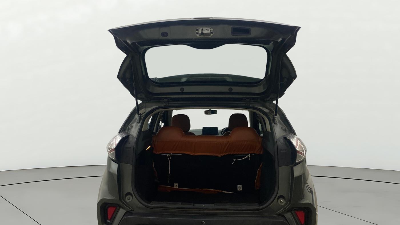 2022 Tata NEXON XM PETROL, Petrol, Manual, 1,47,104 km, Boot Door Open
